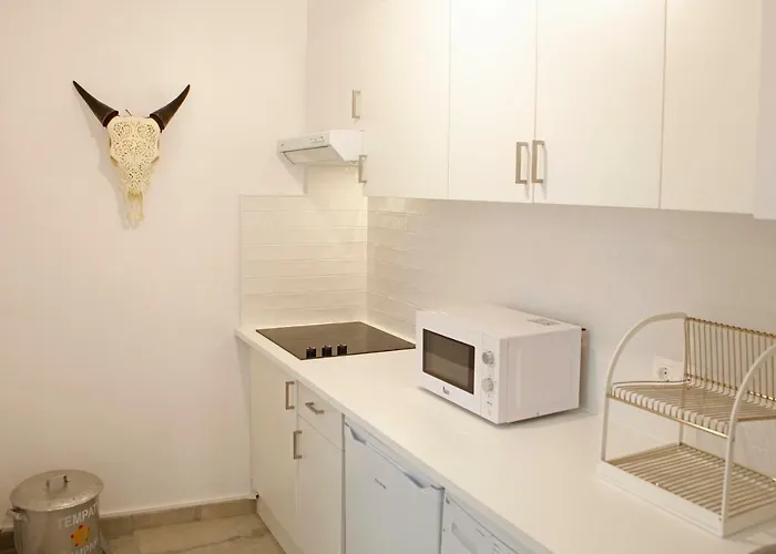 Deluxe  Ground Floor King Studio